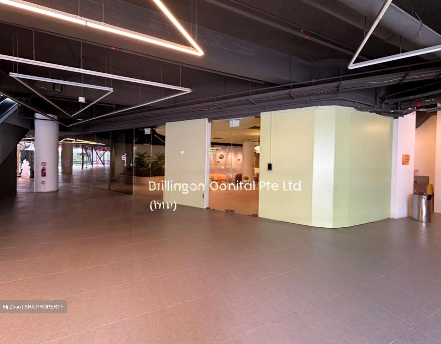 Scape (D9), Retail #497455411